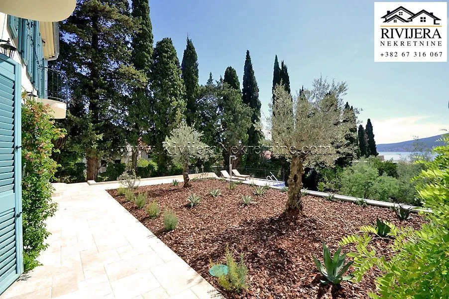 Prodaja, kuća, 184m², Baošići, Herceg Novi
