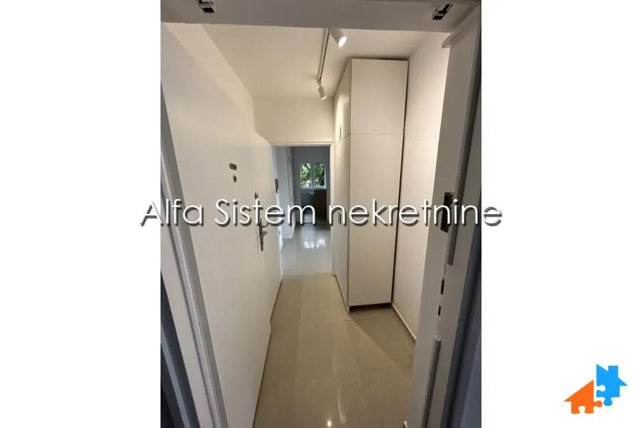 Rent, two bedroom apartment, 54m², Kalenić Pijaca, Vračar Sve Podlokacije