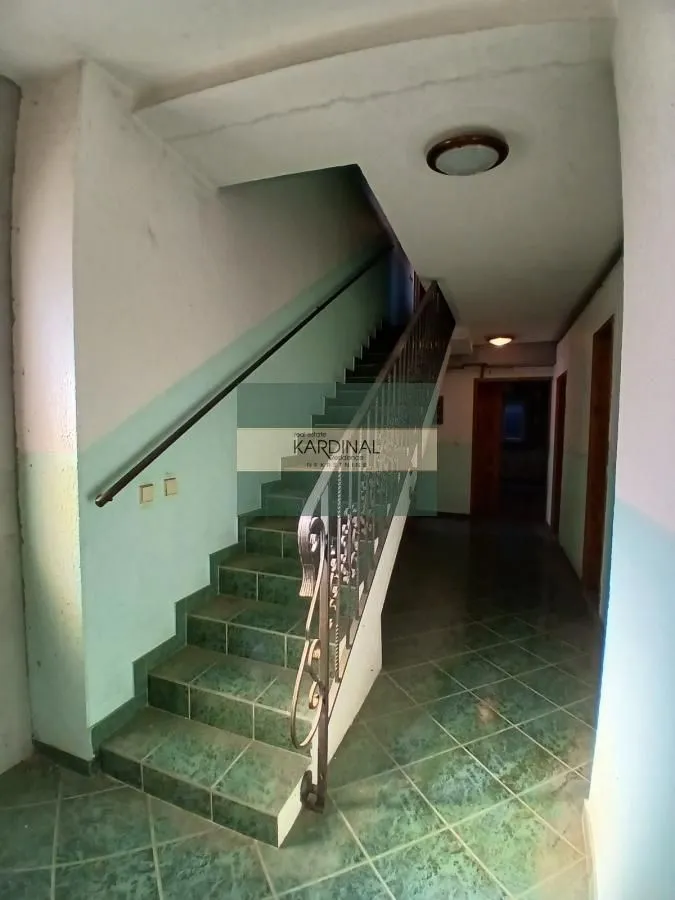 Sale, house, 536m², XI Kongres, Paraćin