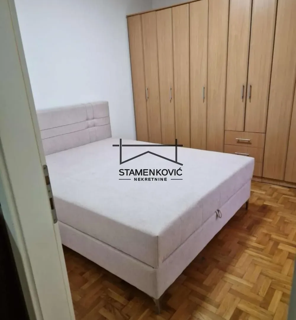 Prodaja, jednosoban stan, 42m², Socijalno, Novi Sad Sve Podlokacije