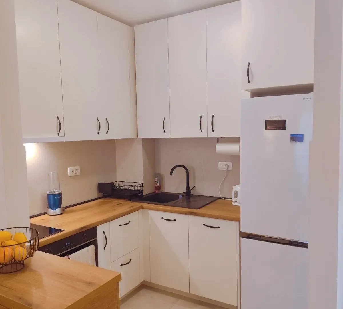 Izdavanje, jednosoban stan, 40m², Central Point, Podgorica