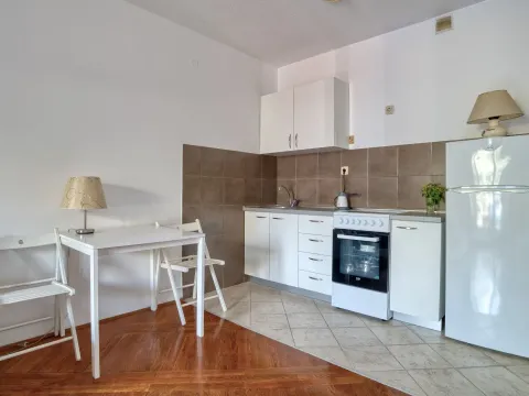 Sale, one bedroom apartment, 29m², Pržno, Budva - image 9