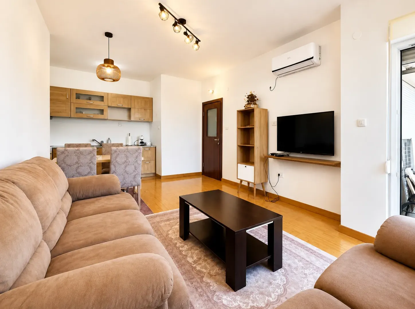 Prodaja, dvosoban stan, 64m², Zabjelo, Podgorica