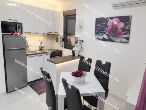 Sale, one bedroom apartment, 34m², Đenovići, Herceg Novi - image 3