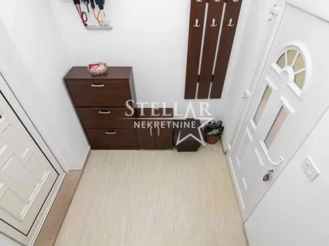 Izdavanje, kuća, 300m², Donji Kokoti, Podgorica - image 23