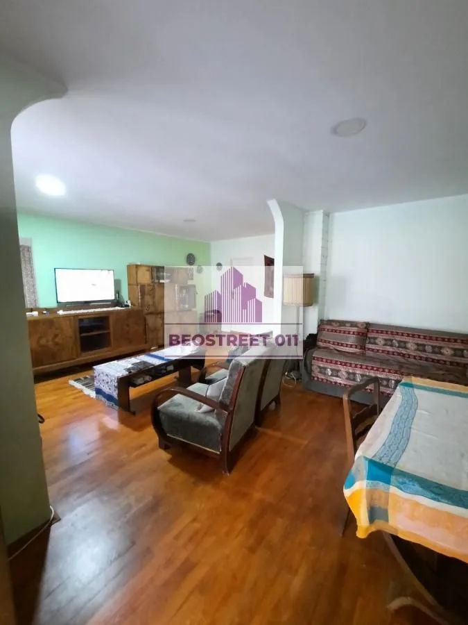 Prodaja, dvosoban stan, 73m², Senjak, Beograd