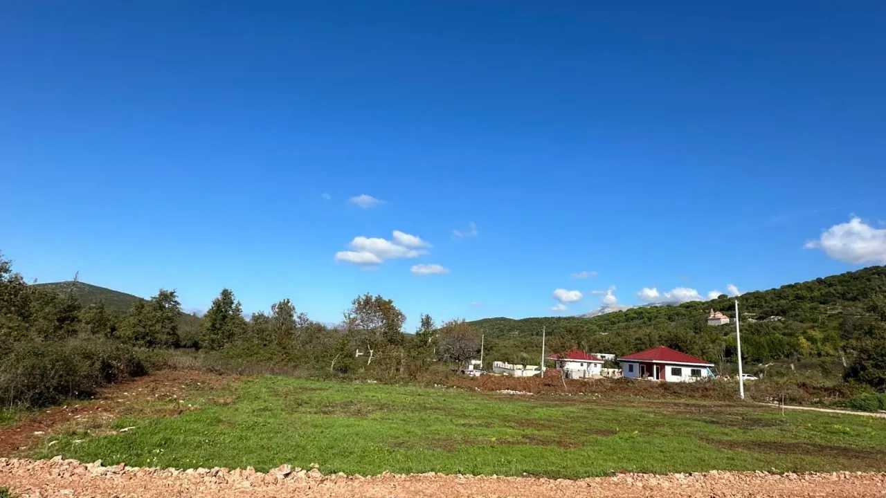 Sale, land lot, 1000m², Kotor, Crna Gora