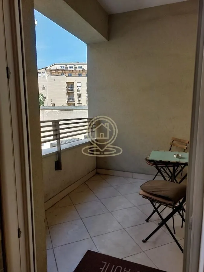 Izdavanje, dvosoban stan, 46m², Centar Sve Podlokacije, Beograd