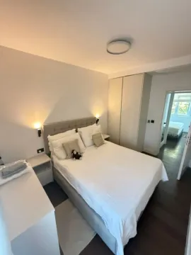 Izdavanje, dvosoban stan, 80m², Centar, Tivat - image 3