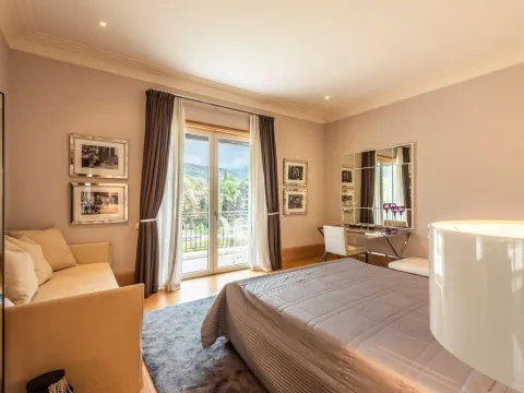 Sale, four bedroom apartment, 278m², Porto Montenegro, Tivat - image 23