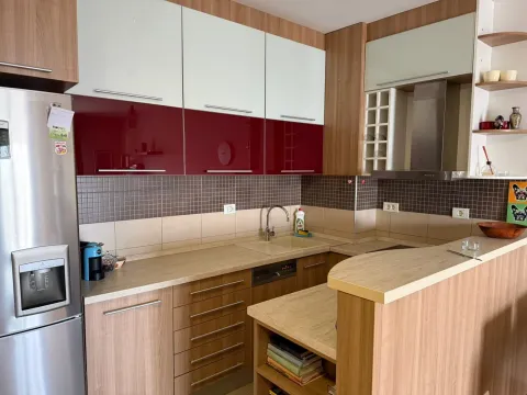 Izdavanje, jednosoban stan, 50m², City Kvart, Podgorica - image 2