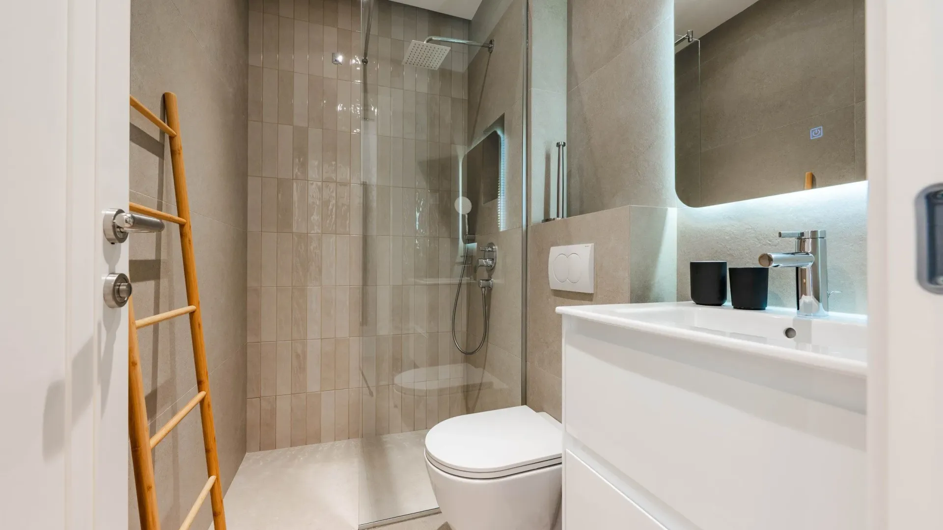 Rent, house, 159m², Reževići, Budva