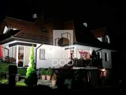 Sale, house, 400m², Centar, Zlatibor - image 14