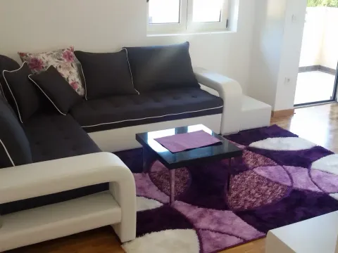 Izdavanje, trosoban stan, 30m², Zabjelo, Podgorica - image 3