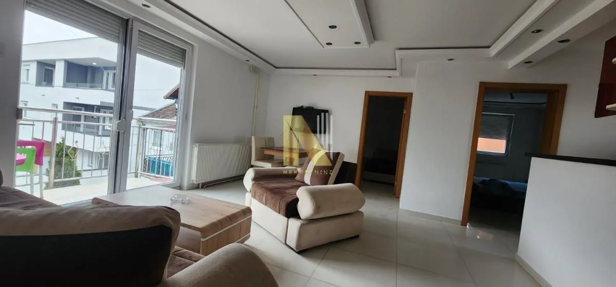 Izdavanje, trosoban stan, 65m², Petrovaradin, Novi Sad