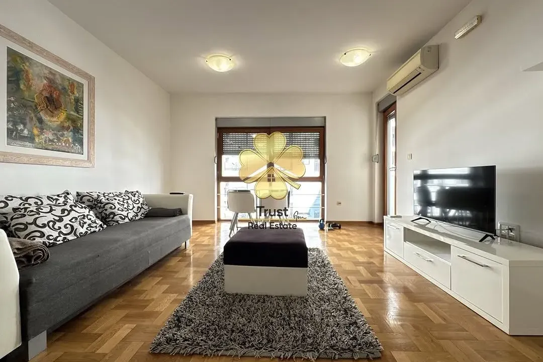 Izdavanje, jednosoban stan, 50m², Podgorica, Crna Gora