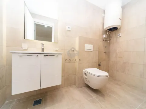 Prodaja, jednosoban stan, 48m², Stari Aerodrom, Podgorica - image 6