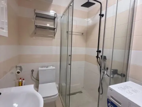 Izdavanje, trosoban stan, 75m², Stari Aerodrom, Podgorica - image 8