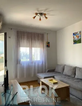 Izdavanje, dvosoban stan, 63m², Pobrežje, Podgorica - image 2