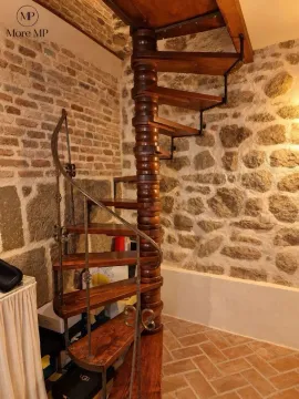 Prodaja, dvosoban stan, 106m², Stari Grad, Herceg Novi - image 4