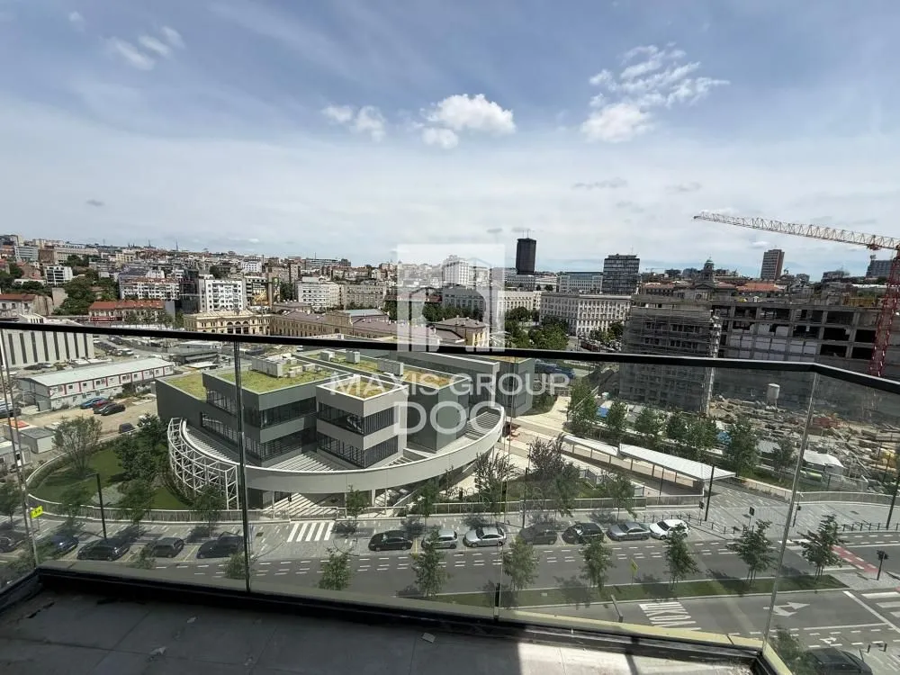 Izdavanje, trosoban stan, 80m², Savski Venac, Beograd