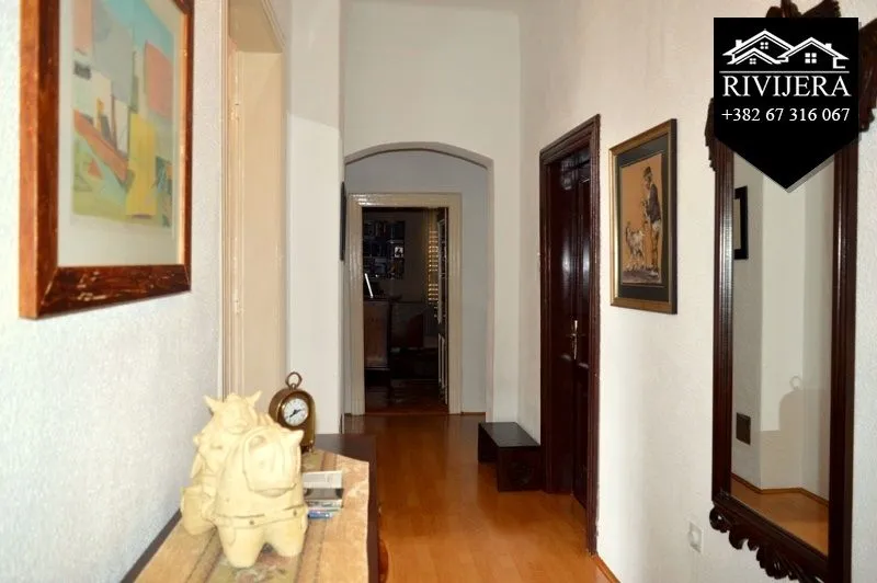 Prodaja, četvorosoban stan, 177m², Centar, Herceg Novi