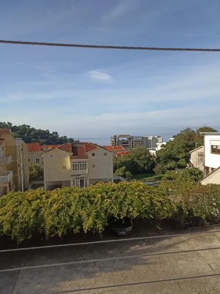 Rent, studio apartment, 30m², Petrovac, Budva