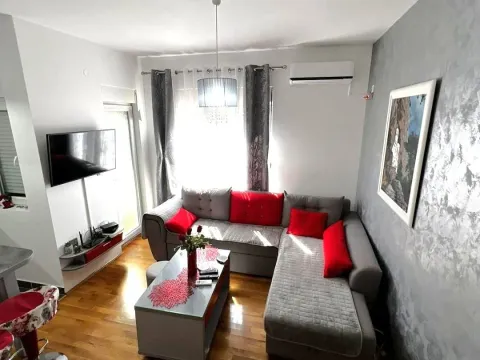Rent, one bedroom apartment, 35m², Zabjelo, Podgorica - image 1