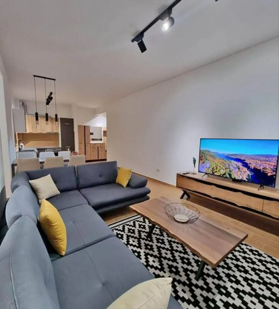 Sale, two bedroom apartment, 81m², Bečići, Budva