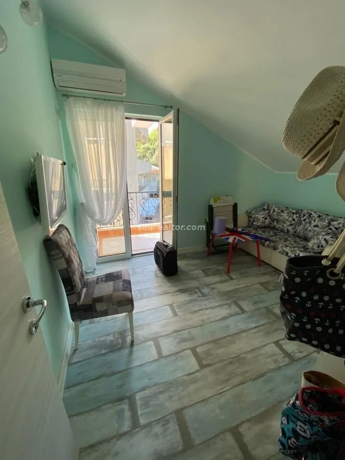 Sale, four bedroom apartment, 82m², Sveti Stefan, Budva
