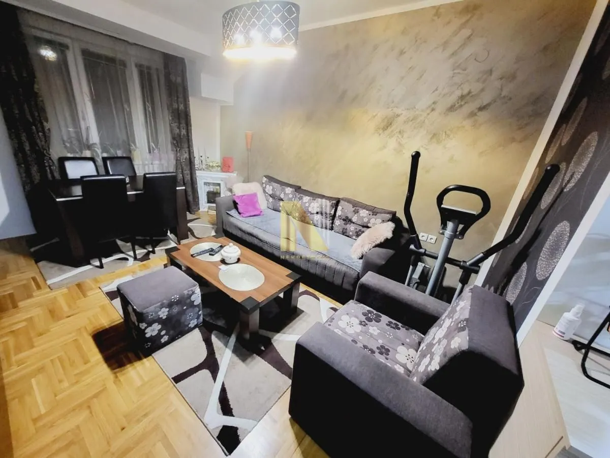 Prodaja, dvosoban stan, 40m², Stari grad, Novi Sad