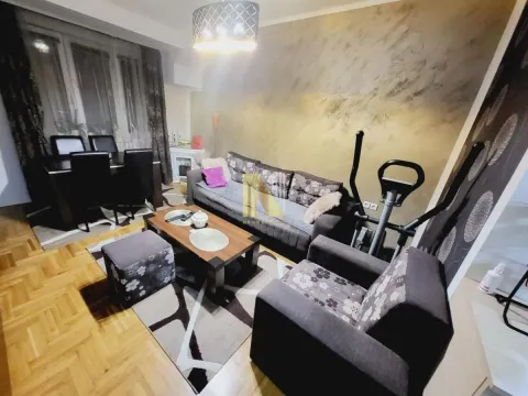 Prodaja, dvosoban stan, 40m², Stari grad, Novi Sad - image 2