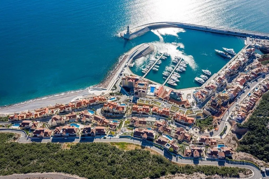 Prodaja, dvosoban stan, 105m², Luštica, Tivat