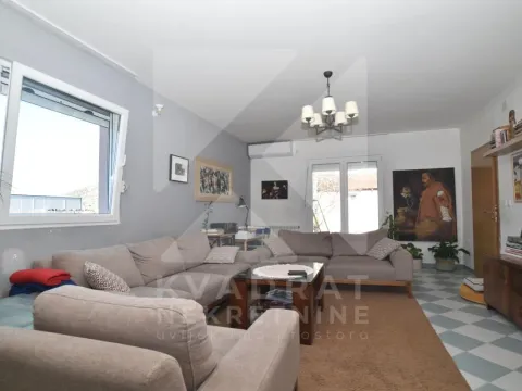 Sale, house, 150m², Tološi, Podgorica - image 3