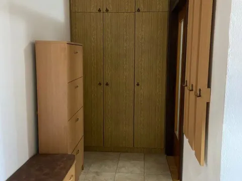 Izdavanje, jednosoban stan, 44m², Stari Aerodrom, Podgorica - image 3