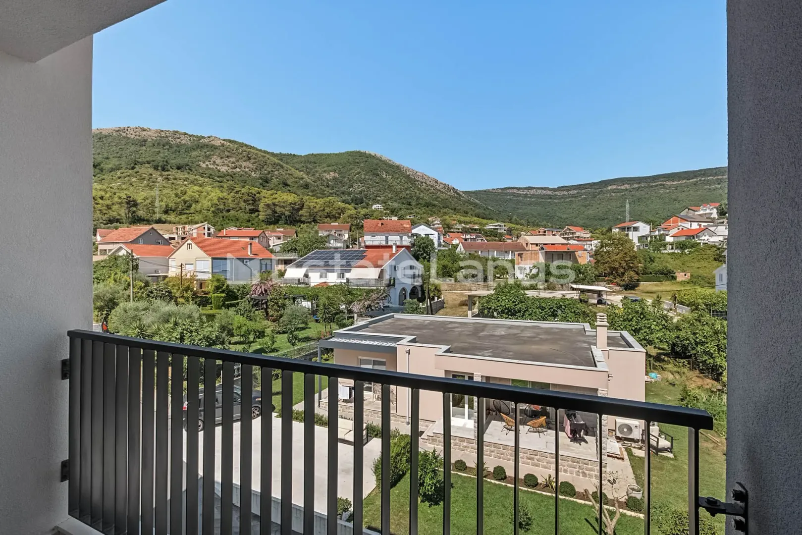 Prodaja, dvosoban stan, 53m², Dumidran, Tivat