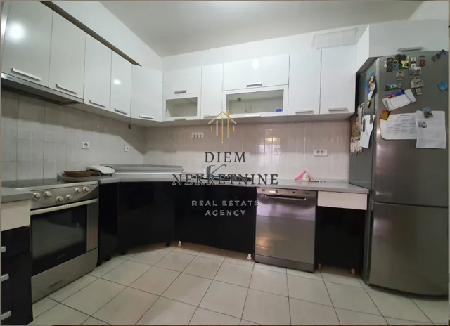 Rent, two bedroom apartment, 70m², City Kvart, Podgorica