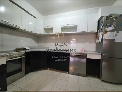 Rent, two bedroom apartment, 70m², City Kvart, Podgorica - image 11