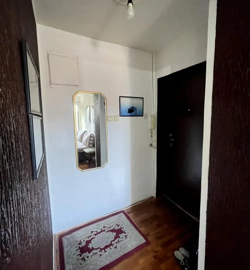 Sale, two bedroom apartment, 65m², Savski Venac, Beograd