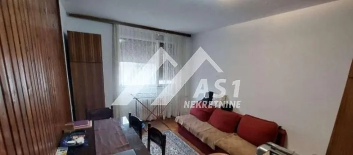 Izdavanje, dvosoban stan, 42m², Sajam, Novi Sad Sve Podlokacije