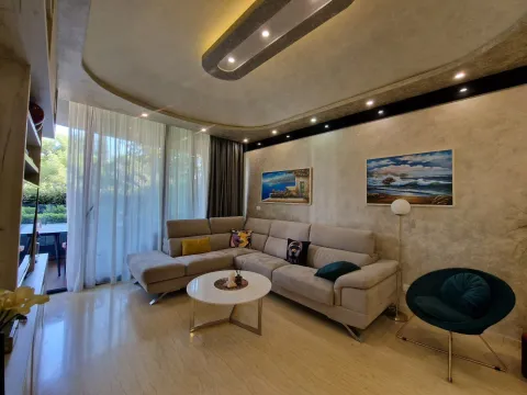 Izdavanje, jednosoban stan, 56m², Budva, Crna Gora - image 9