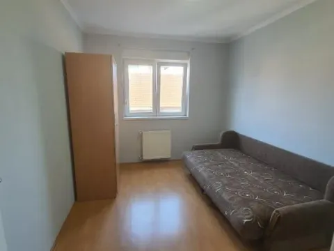 Izdavanje, dvosoban stan, 61m², Centar, Jagodina - image 4