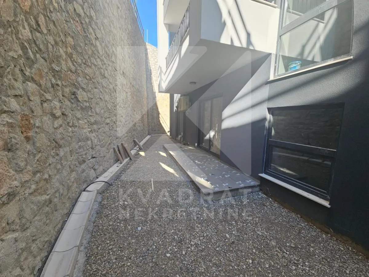Prodaja, dvosoban stan, 52m², Gorica C, Podgorica