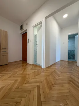 Rent, two bedroom apartment, 70m², Pobrežje, Podgorica - image 4