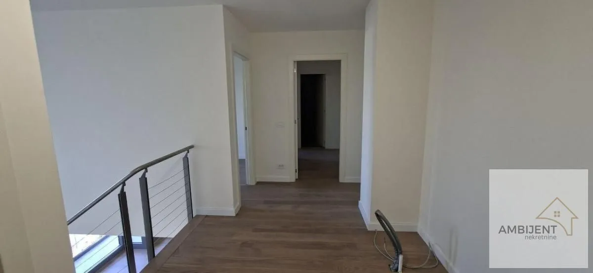 Sale, three bedroom apartment, 133m², Autokomanda, Voždovac Sve Podlokacije