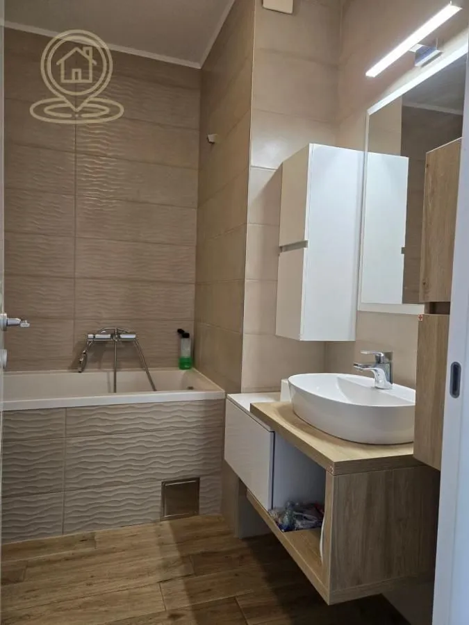 Rent, three bedroom apartment, 104m², Sajmište, Novi Sad