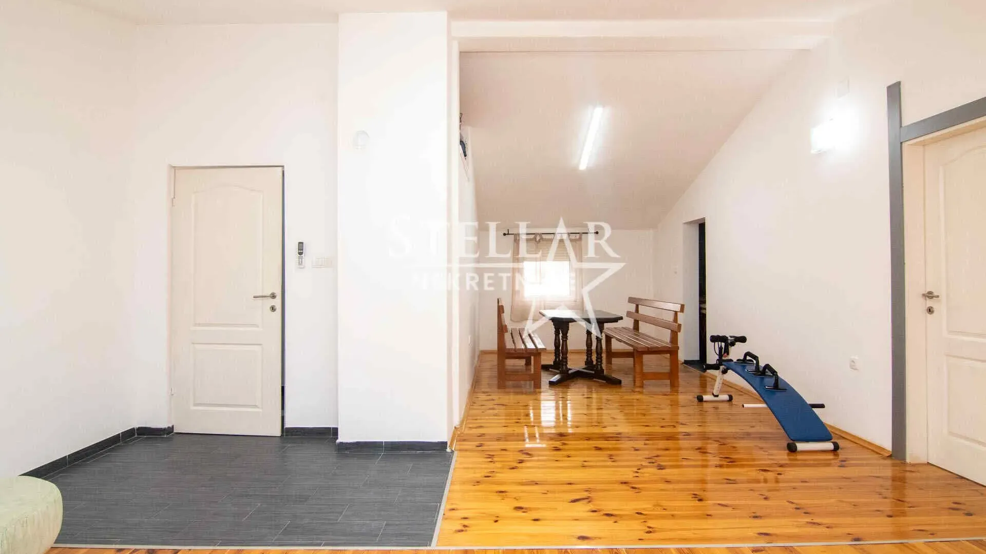 Rent, house, 300m², Donji Kokoti, Podgorica
