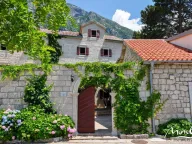 Prodaja, kuća, 415m², Dobrota, Kotor - image 1