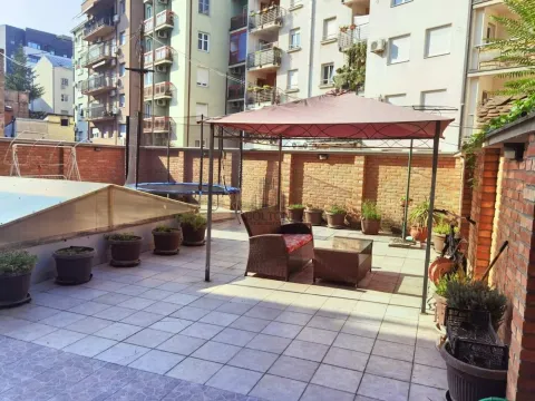 Sale, three bedroom apartment, 111m², Zvezdara, Zvezdara Sve Podlokacije