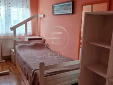 Izdavanje, trosoban stan, 60m², Novo naselje, Novi Sad - image 4